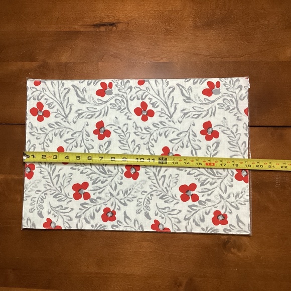 Kate Spade ♠️ holiday placemats - Picture 7 of 14